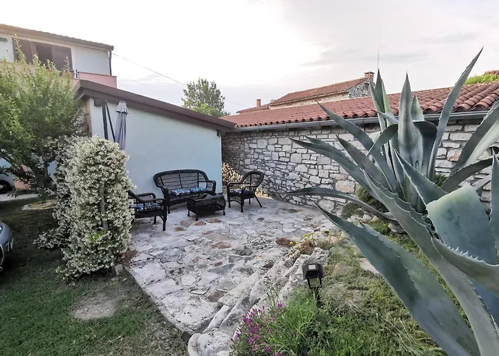 Haus Cataleya
