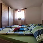 Haus Cataleya